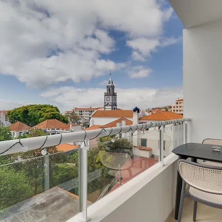 Apartment Sunflower Ocean View With Pool & Parking