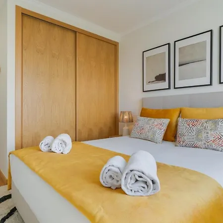 Apartment Sunflower Ocean View With Pool & Parking *